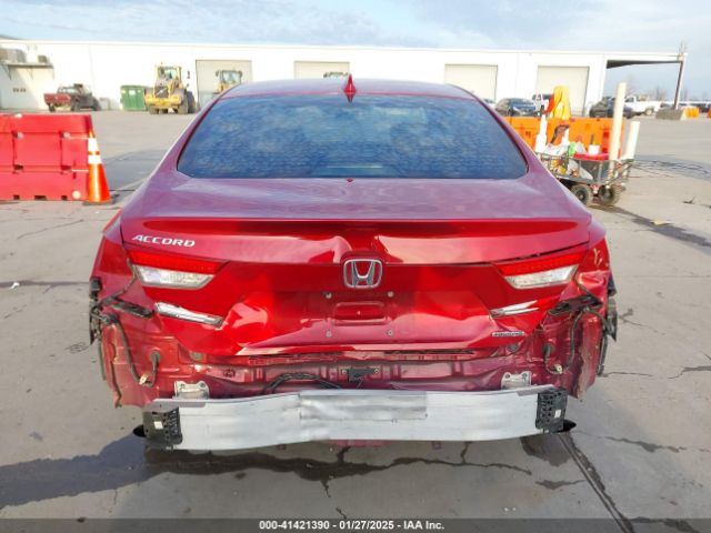 1HGCV1F98JA183297 Honda Accord Touring