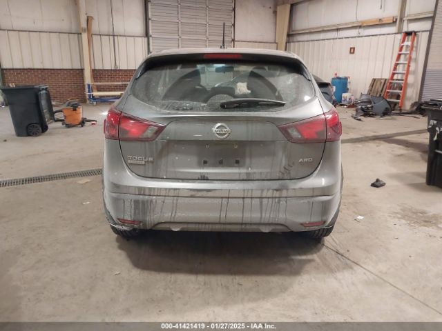 JN1BJ1CR3HW138200 Nissan Rogue Sport S