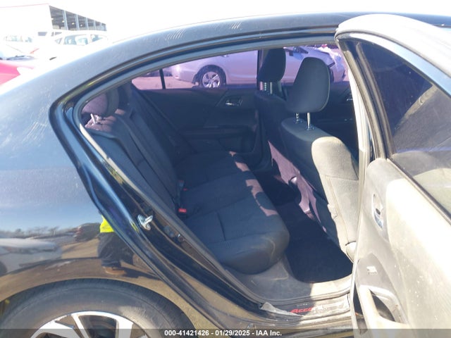 1HGCR2F34HA125672 Honda ACCORD LX