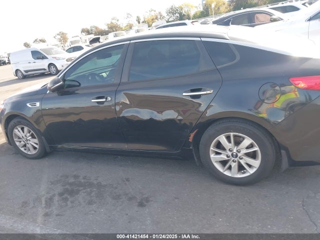 KIA Optima Lx 2016 KNAGT4L35G5117151 Image 14