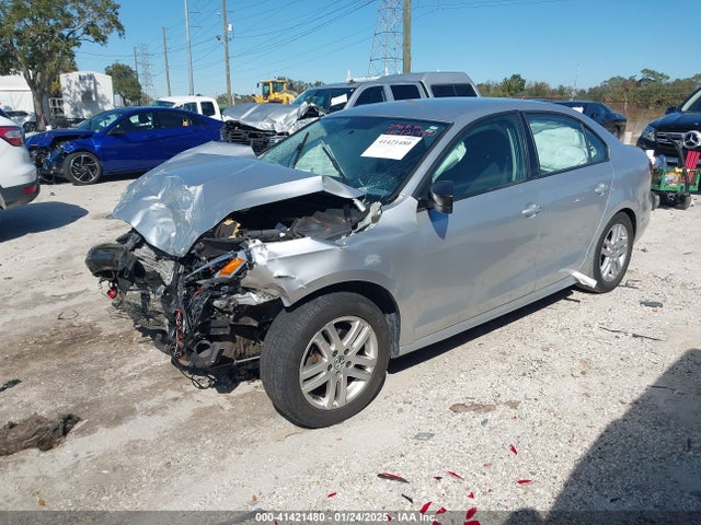3VW2K7AJXFM239755 Volkswagen Jetta 2.0l S