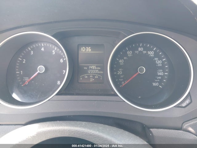 3VW2K7AJXFM239755 Volkswagen Jetta 2.0l S