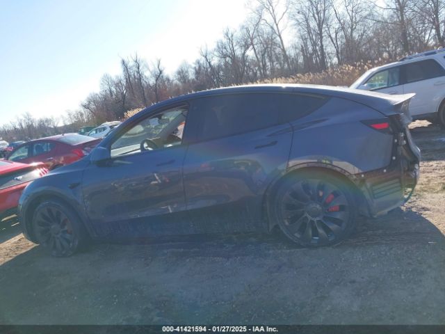 7SAYGDEF1PF674417 Tesla Model Y Performance Dual Motor All-wheel Drive