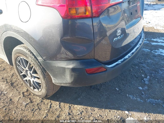 JTMWFREV9FJ036418 Toyota Rav4 Xle