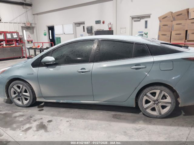 JTDKARFU3G3507181 Toyota Prius Three Touring