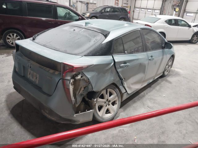 JTDKARFU3G3507181 Toyota Prius Three Touring