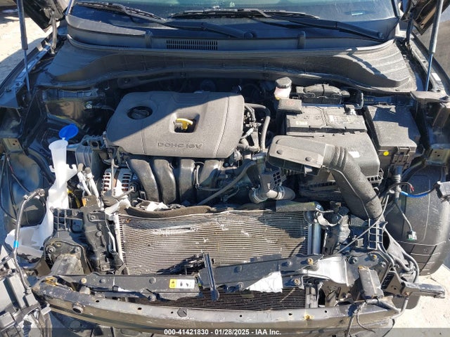 KNDJ23AU8M7148086 KIA SOUL LX