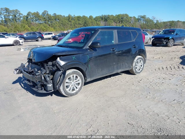 KNDJ23AU8M7148086 KIA SOUL LX