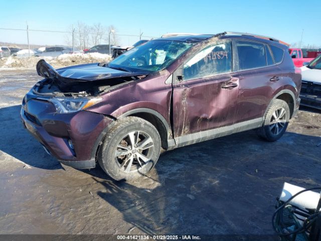 2T3RFREV2JW707080 Toyota Rav4 Adventure/xle