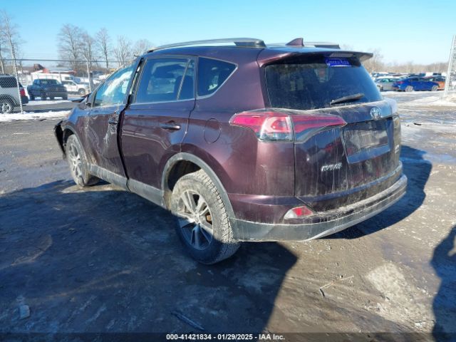 2T3RFREV2JW707080 Toyota Rav4 Adventure/xle