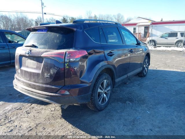 2T3RFREV2JW707080 Toyota Rav4 Adventure/xle