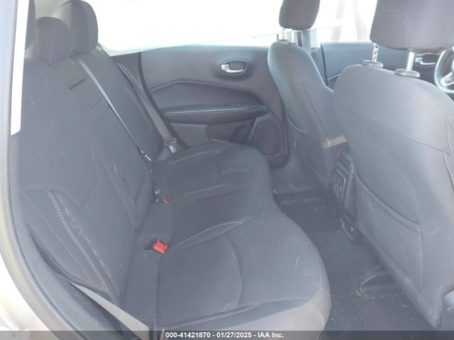 3C4NJDAB4KT813941 Jeep Compass Sport 4x4