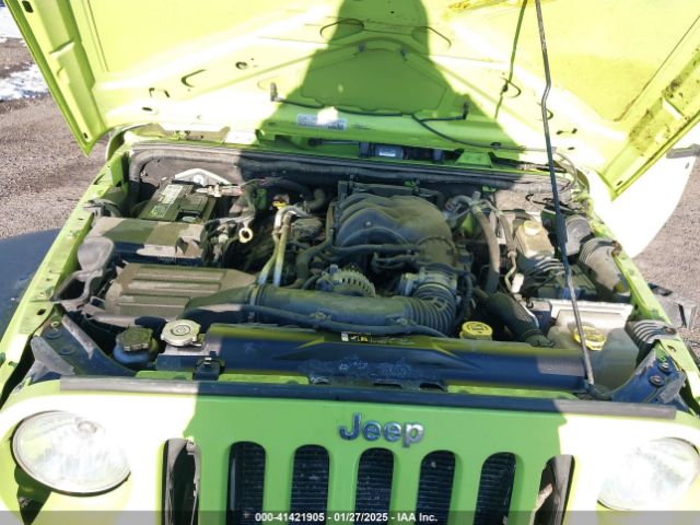 1C4BJWDG7HL503101 Jeep Wrangler Unlimited Sport 4x4
