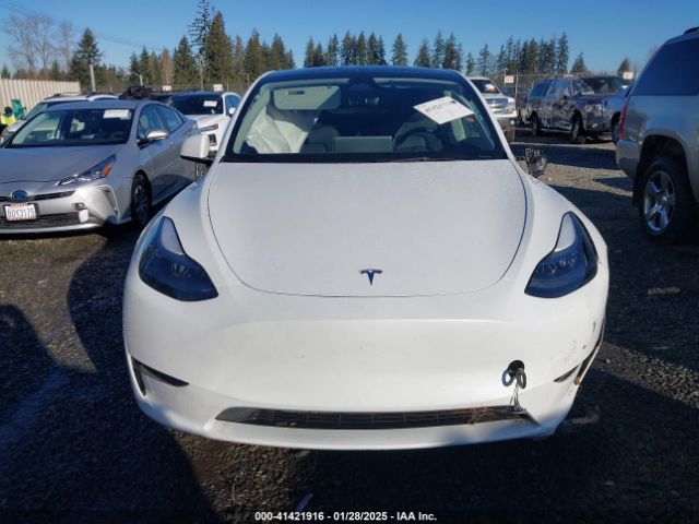 7SAYGDEE8RF063844 Tesla Model Y Long Range Dual Motor All-wheel Drive