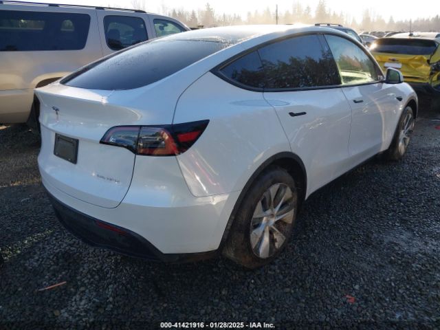 7SAYGDEE8RF063844 Tesla Model Y Long Range Dual Motor All-wheel Drive