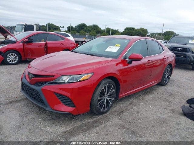 Toyota CAMRY SE 2020 4T1G11AK8LU367013 Image 2