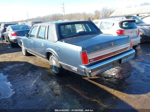 1988 LINCOLN TOWN CAR 1LNBM81F7JY628554 Photo 2