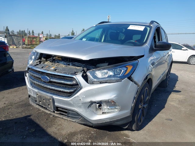 Ford ESCAPE SE 2019 1FMCU0GDXKUB79360 Image 2