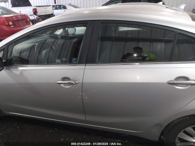 KNAFX4A88E5097487 KIA FORTE EX