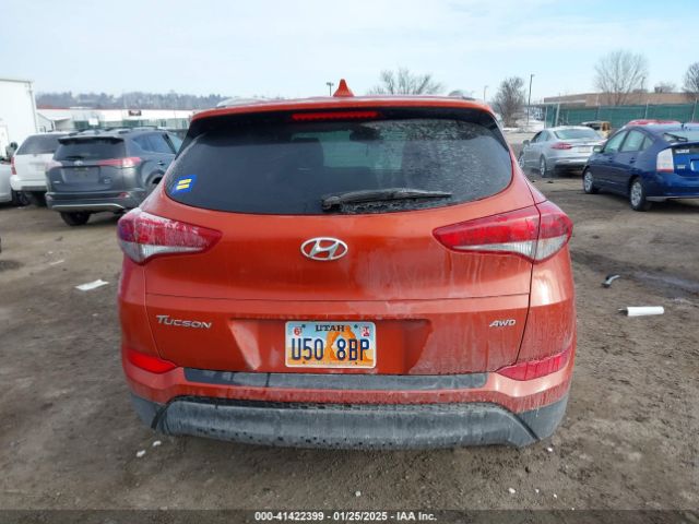 KM8J3CA46HU406881 Hyundai Tucson Se Plus