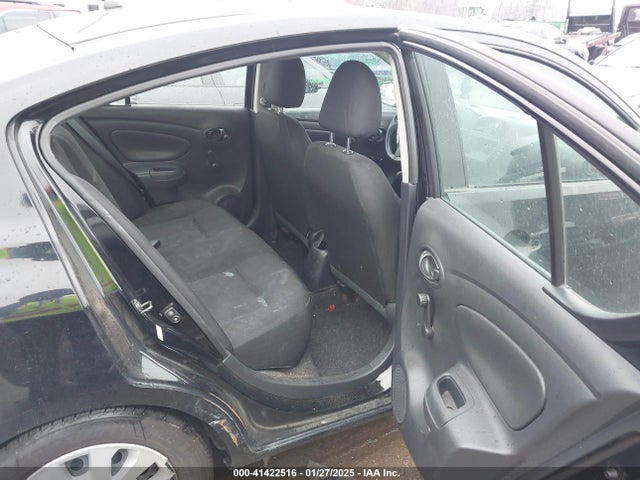 3N1CN7AP5KL821011 Nissan Versa 1.6 S+