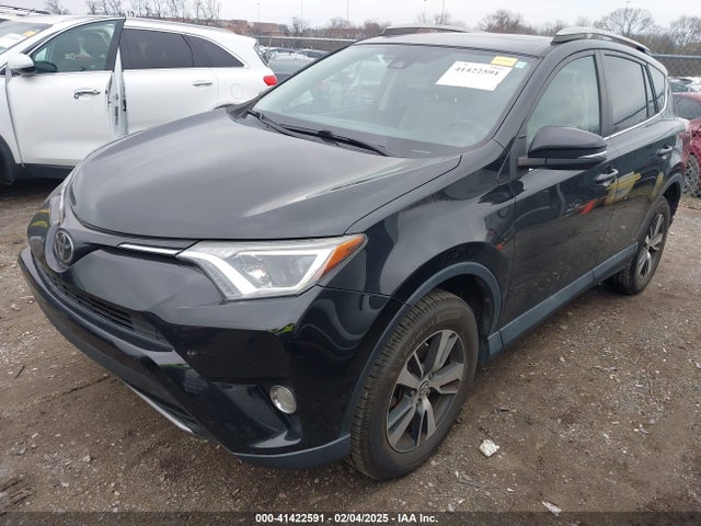Toyota Rav4 Xle 2017 2T3WFREV4HW400586 Image 2