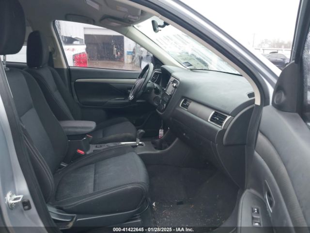 2016 MITSUBISHI OUTLANDER JA4AD3A33GZ000626 Photo 4