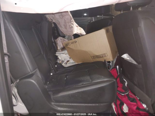 1GNSKJKC6HR402877 Chevrolet Suburban Premier