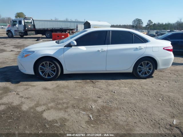 4T1BF1FK4GU589557 Toyota CAMRY SE