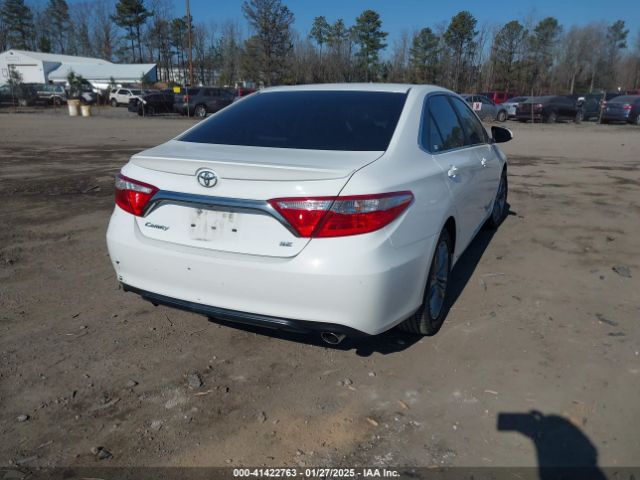 4T1BF1FK4GU589557 Toyota CAMRY SE