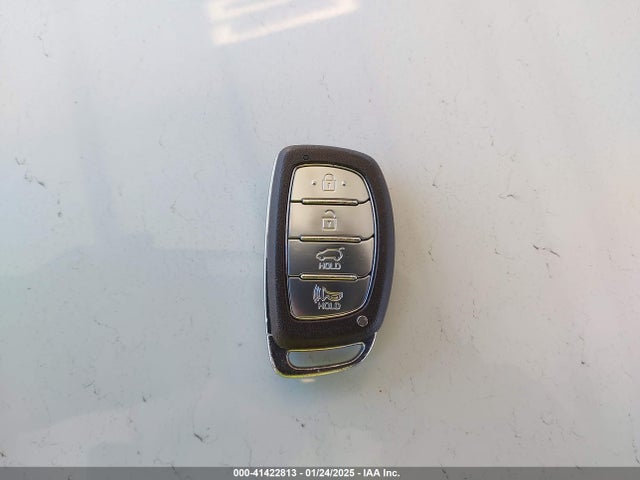 KM8J3CA24HU311587 Hyundai Tucson Limited