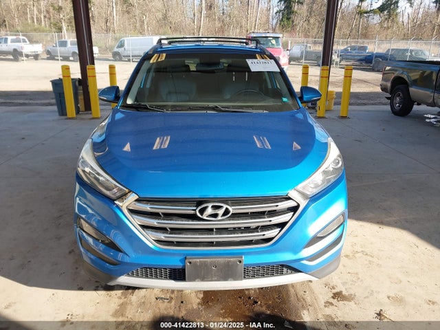 KM8J3CA24HU311587 Hyundai Tucson Limited