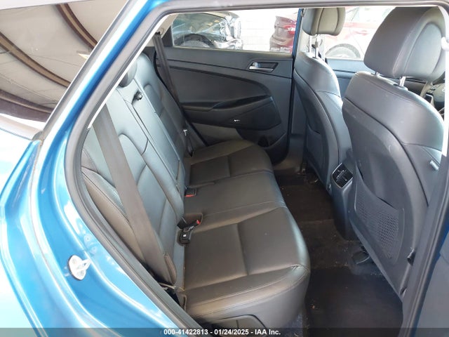 KM8J3CA24HU311587 Hyundai Tucson Limited