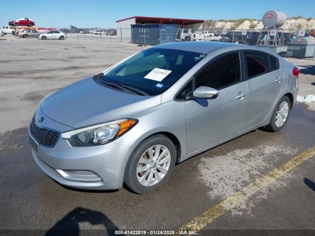 KNAFX4A6XE5215831 KIA FORTE LX