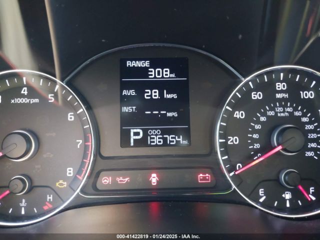 KNAFX4A6XE5215831 KIA FORTE LX