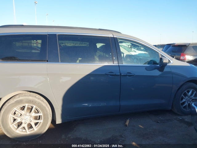 Chrysler Pacifica Touring L 2022 2C4RC1BG0NR233663 Image 13