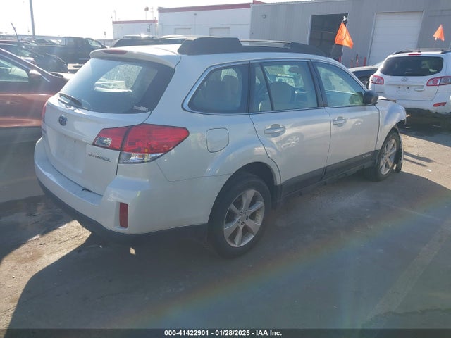 4S4BRBAC7E3271755 Subaru Outback 2.5i