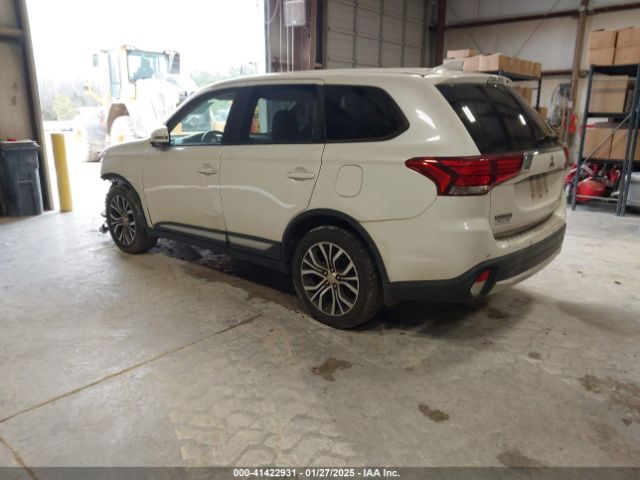 2018 MITSUBISHI OUTLANDER JA4AD3A39JZ055430 Photo 2