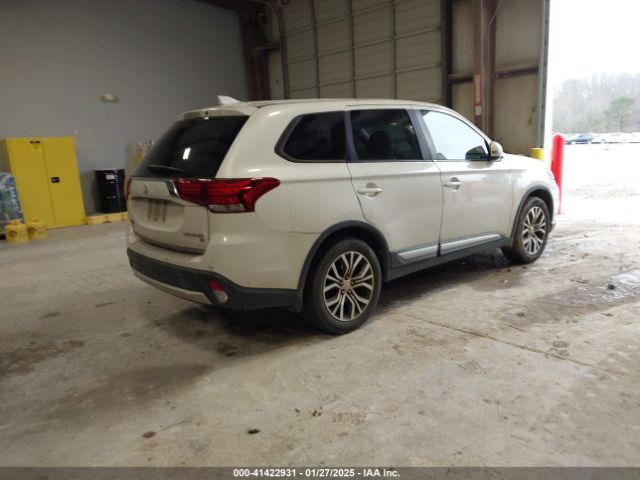 2018 MITSUBISHI OUTLANDER JA4AD3A39JZ055430 Photo 3