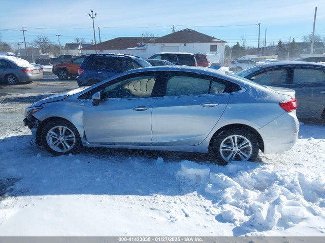 Chevrolet Cruze Lt Auto 2018 1G1BE5SM9J7100851 Image 15