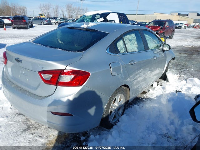Chevrolet Cruze Lt Auto 2018 1G1BE5SM9J7100851 Image 4