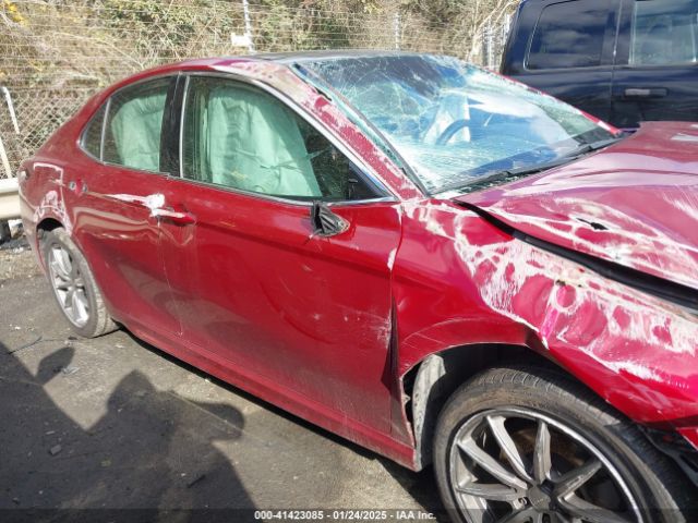 4T1B61HK2JU603184 Toyota CAMRY XSE