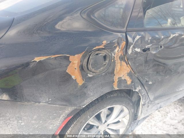 1C3CCCDG5GN176380 Chrysler 200 S