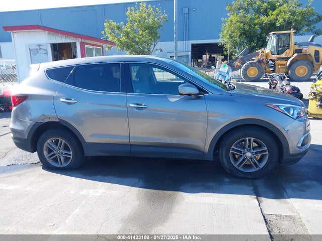 5NMZTDLBXJH105083 Hyundai Santa Fe Sport 2.4l