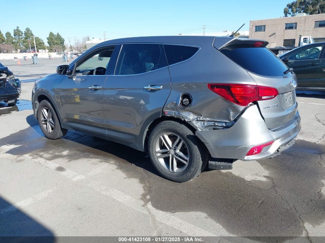 5NMZTDLBXJH105083 Hyundai Santa Fe Sport 2.4l