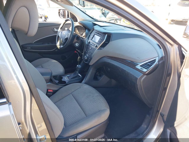5NMZTDLBXJH105083 Hyundai Santa Fe Sport 2.4l