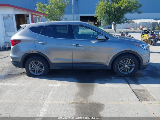 5NMZTDLBXJH105083 Hyundai Santa Fe Sport 2.4l