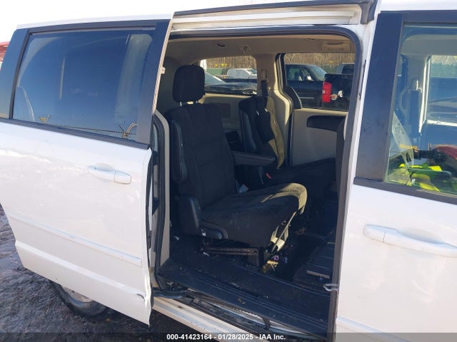 2C4RDGBG8GR377593 Dodge Grand Caravan Se