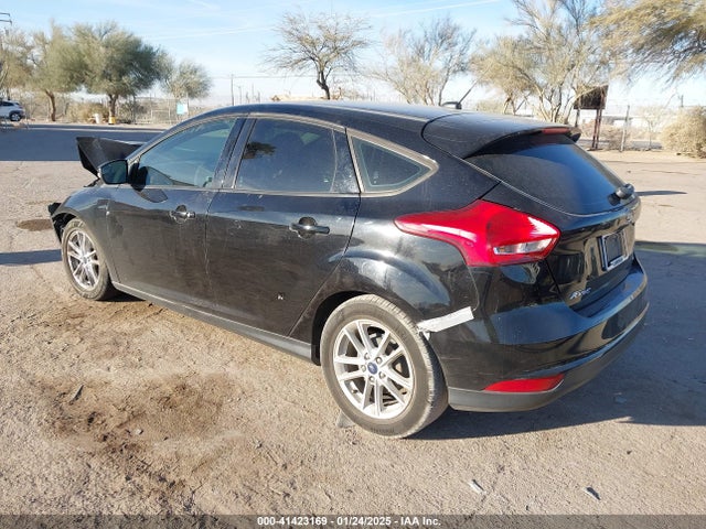 1FADP3K23HL278582 Ford FOCUS SE