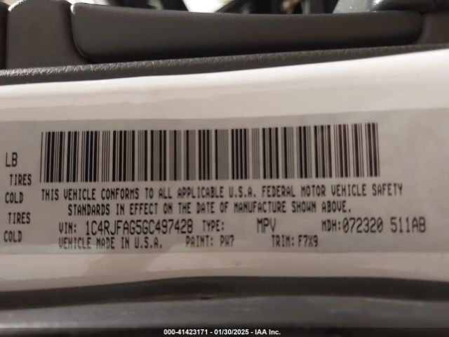 1C4RJFAG5GC497428 Jeep Grand Cherokee Laredo